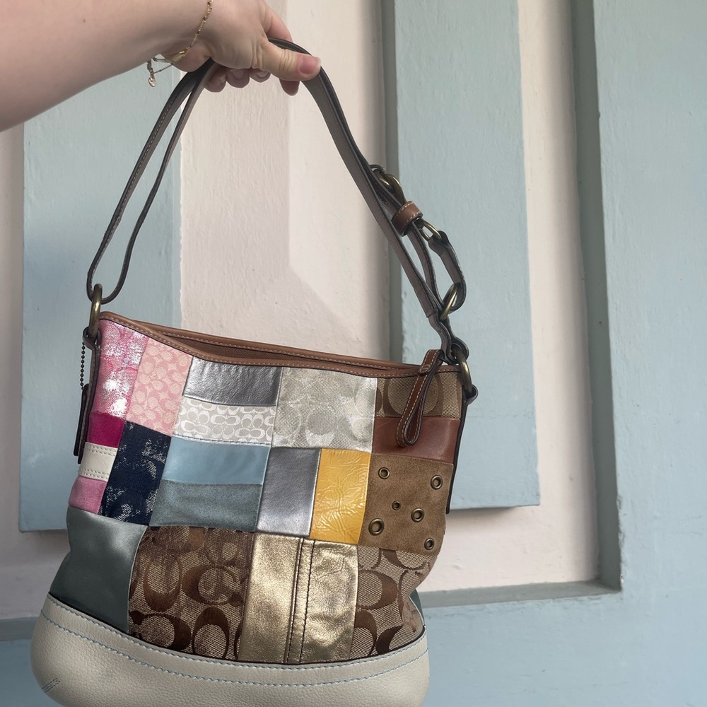 Y2K COACH Vintage Jacquard Patchwork Leather Shoulder Adjustable Strap Bag - Picture 9 of 13